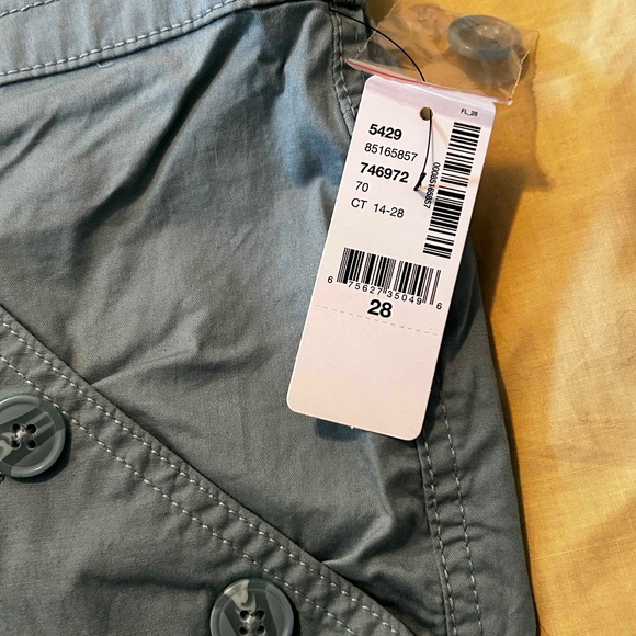 NEW PHOTOS! CAPRI, LIGHT TWILL, CAMEO BLUE, SIZE 28, COTTON/SPANDEX BLEND, FLY - Picture 8 of 16